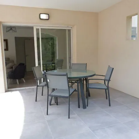 Les Jardins D'adelaide 10 Appartement *